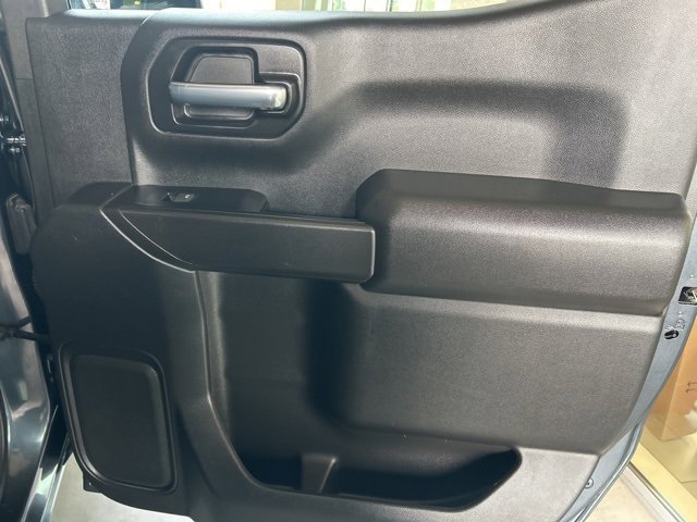 Used 2022 Chevrolet Silverado 1500 Custom image 23