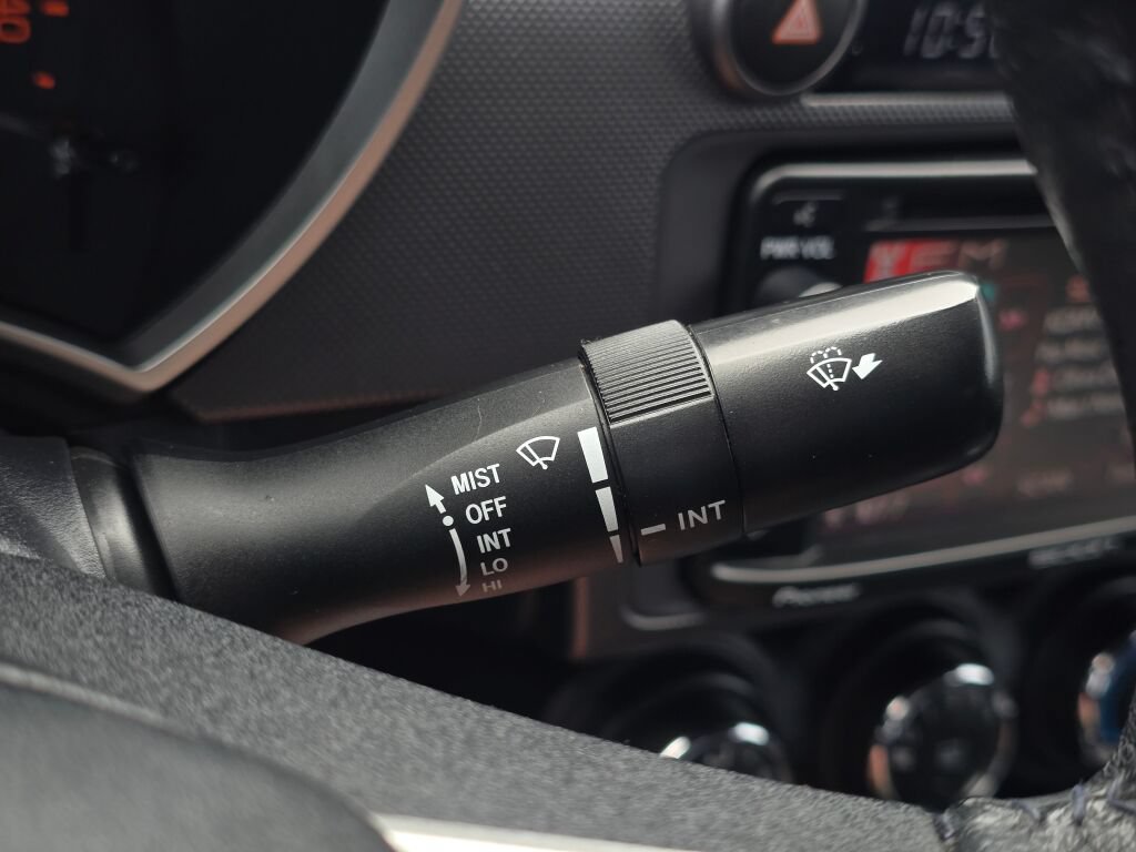 Used 2015 Scion tC FWD image 23