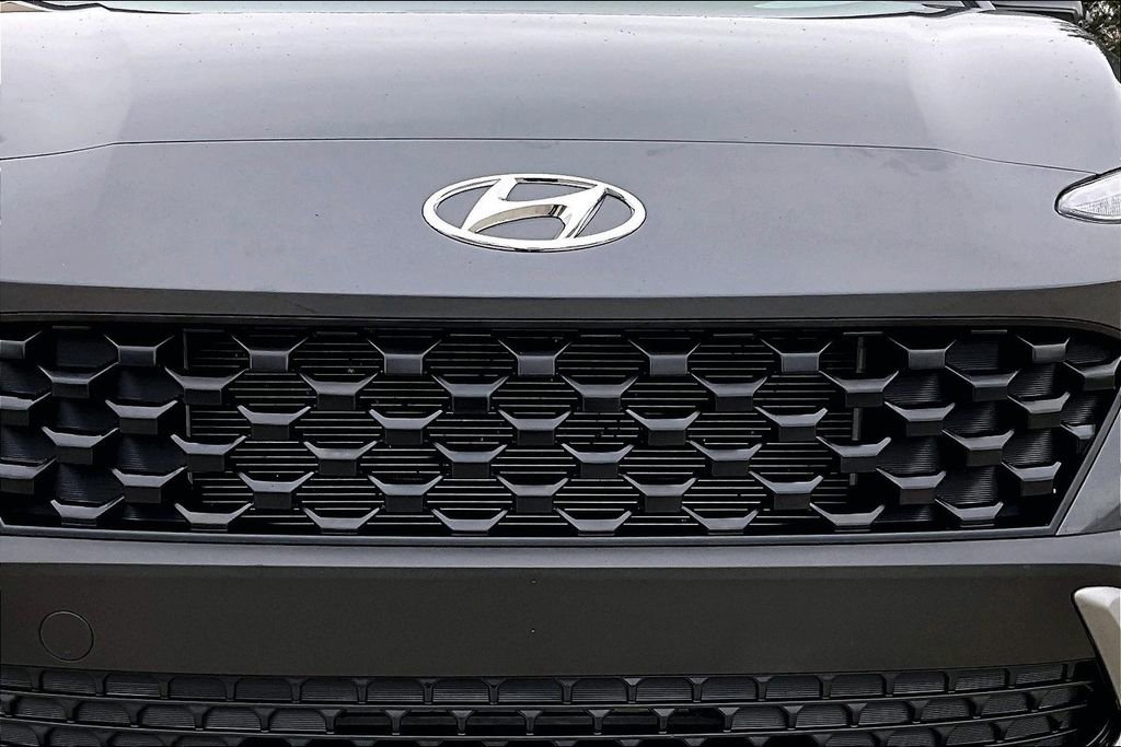 Used 2023 Hyundai Kona SEL w/ Convenience Package image 28
