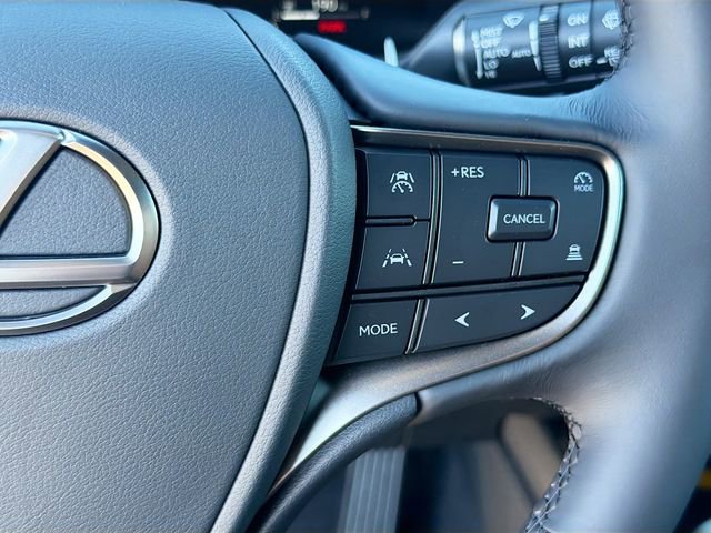 New 2026 Lexus UX 300h FWD image 38