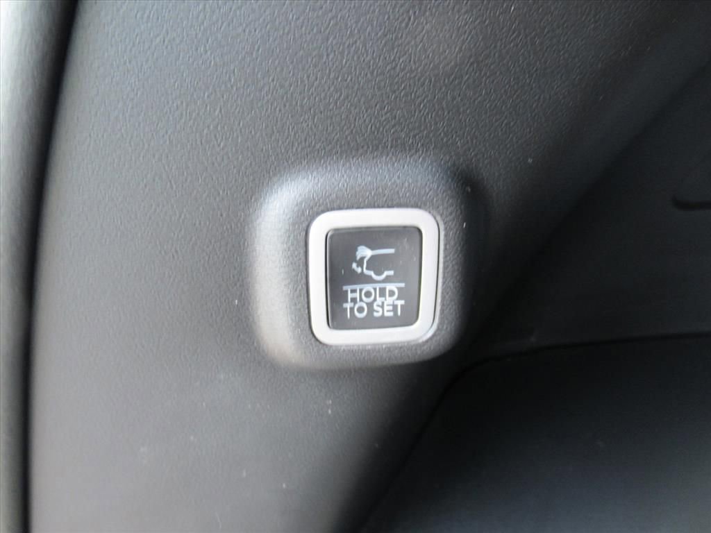 New 2026 Jeep Cherokee Limited image 26