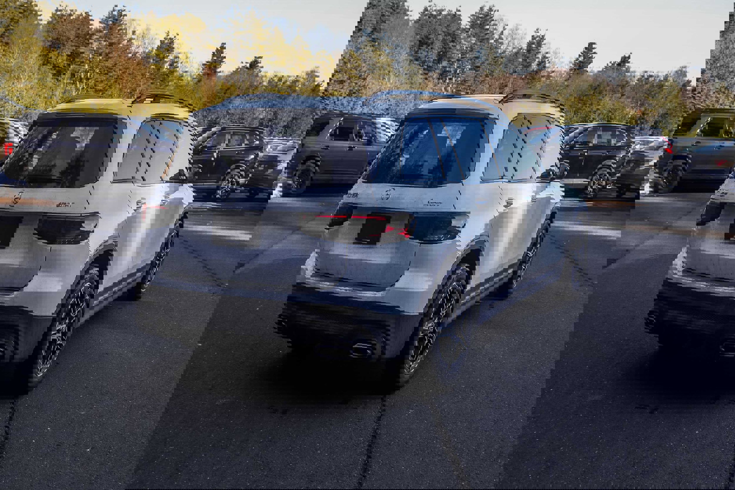 Used 2023 Mercedes-Benz GLB 250 4MATIC image 5