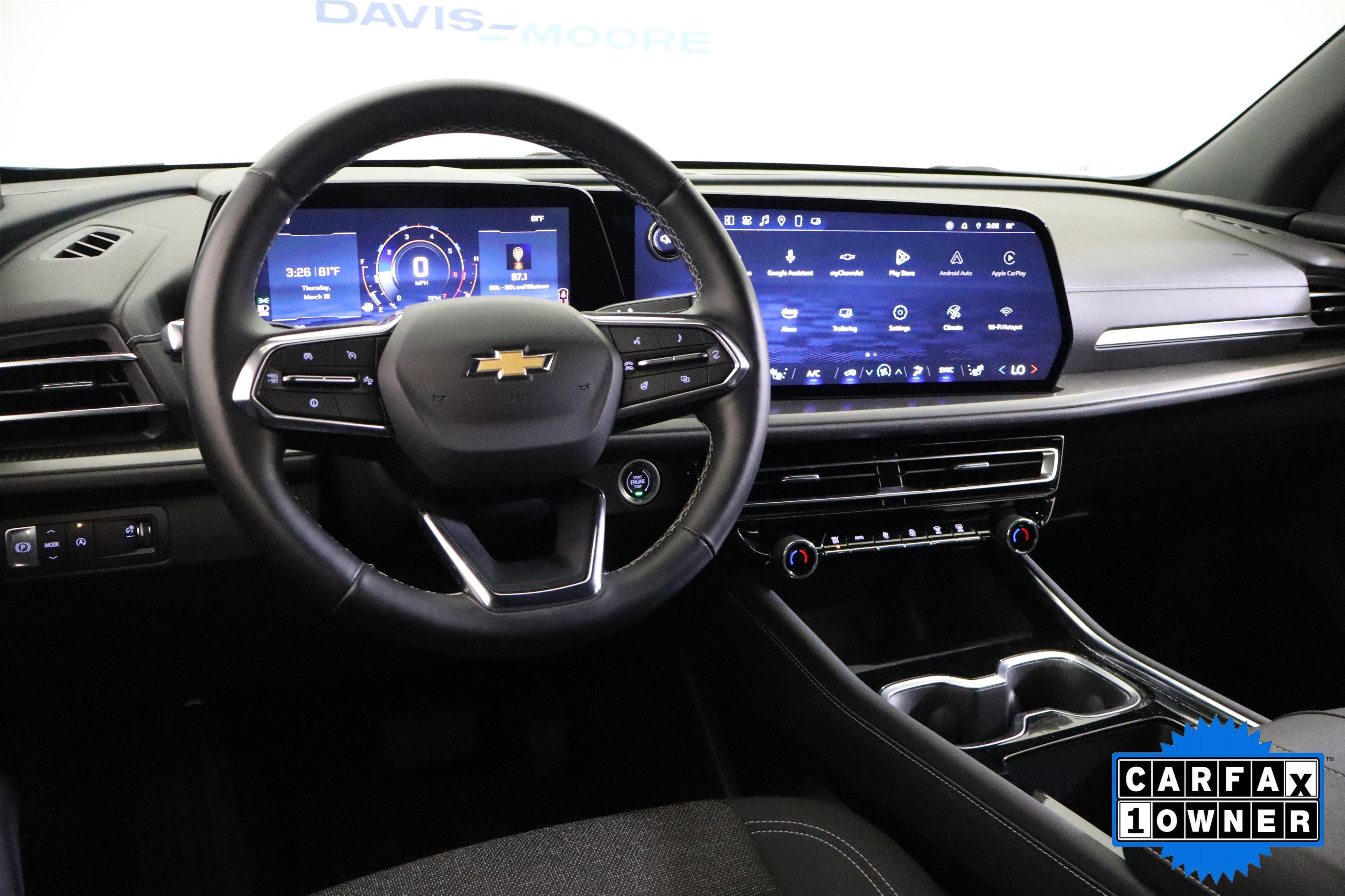 Used 2025 Chevrolet Traverse LT image 16