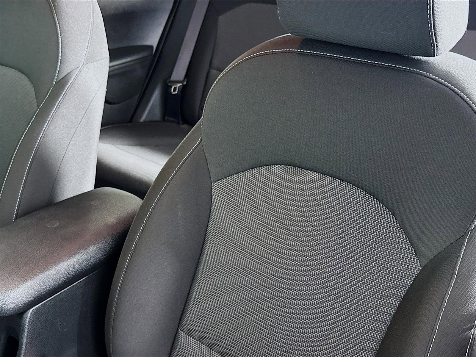 Used 2023 Kia Forte LXS image 20