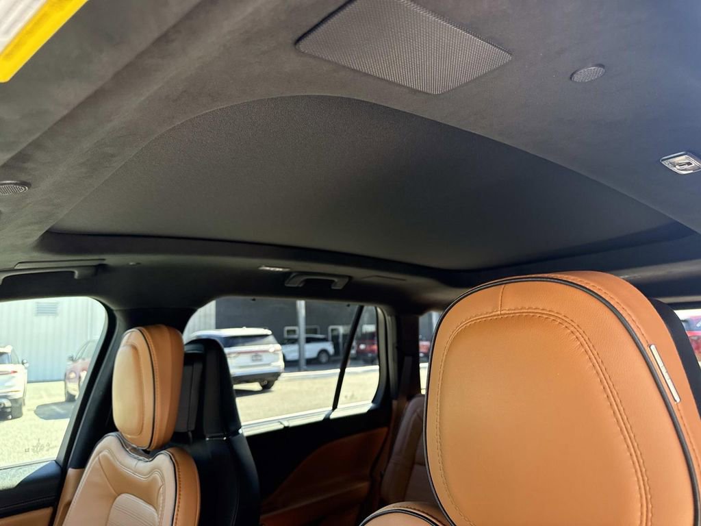 Certified 2024 Lincoln Aviator Black Label AWD/4WD image 34