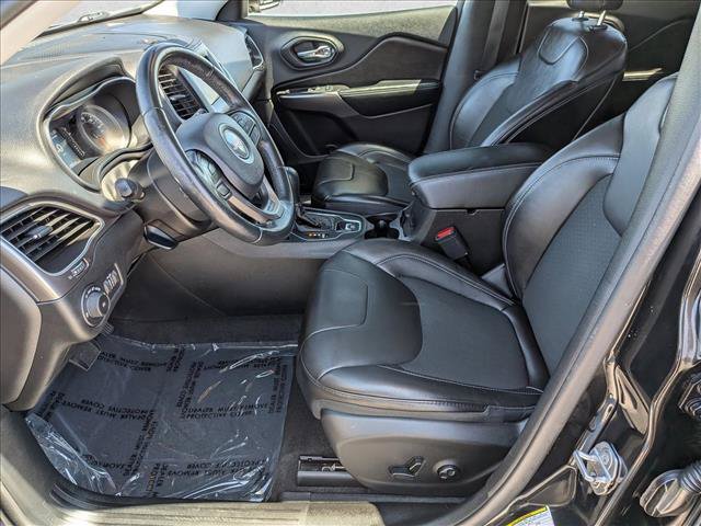 Used 2019 Jeep Cherokee Latitude Plus FWD image 15