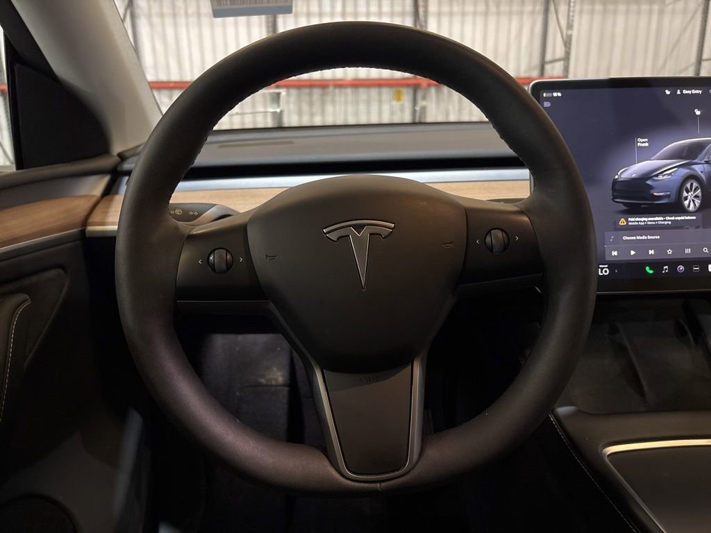 Used 2024 Tesla Model Y Long Range image 26