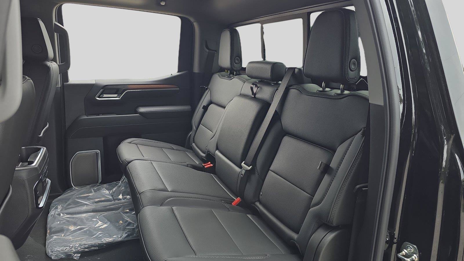 New 2026 GMC Sierra 1500 Denali w/ Denali Reserve Package AWD/4WD image 18