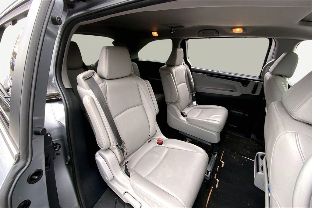 Used 2024 Honda Odyssey EX-L image 17