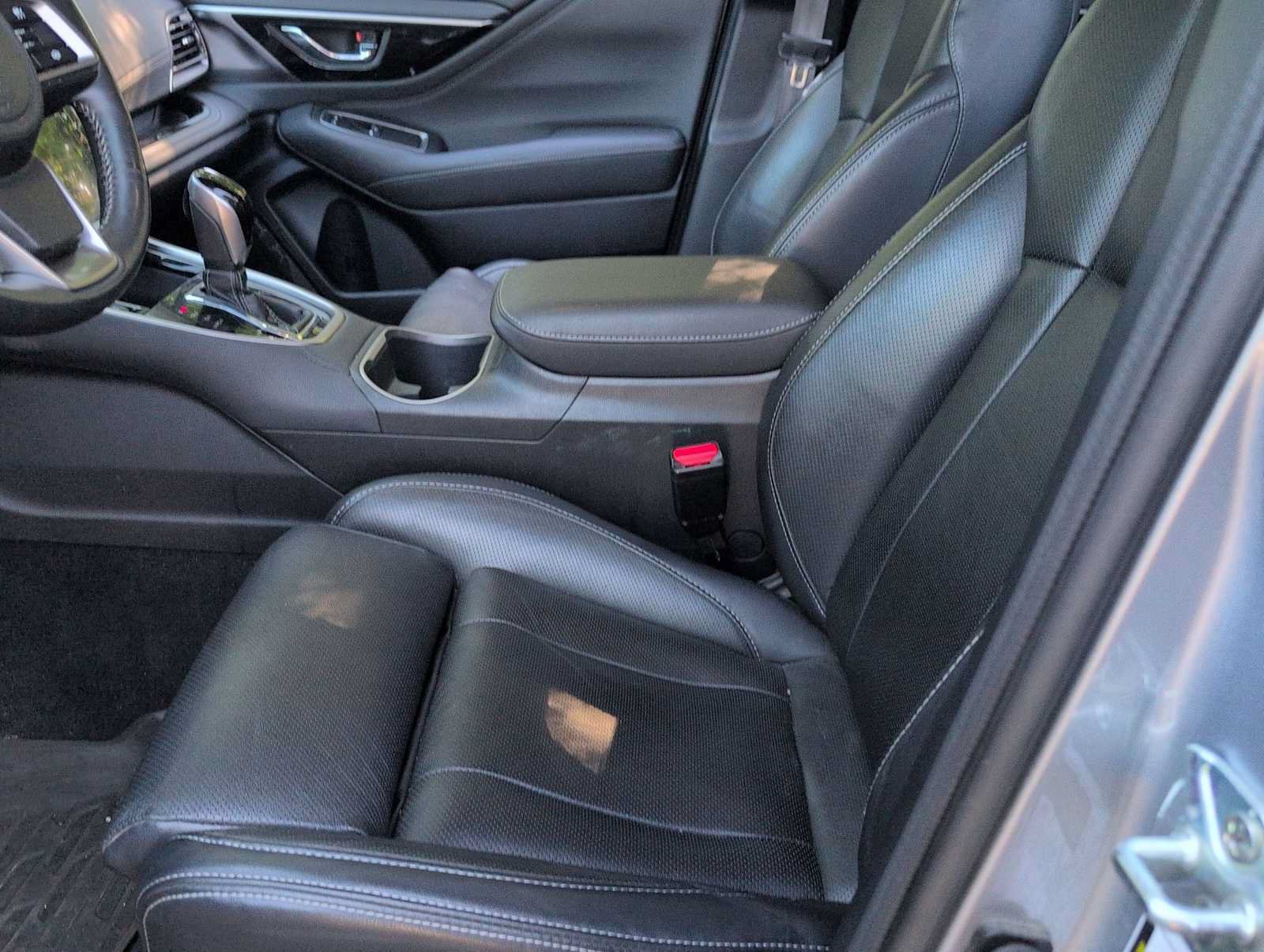 Certified 2024 Subaru Outback Touring XT AWD/4WD image 15