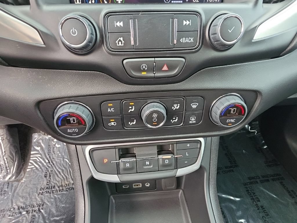 Used 2024 GMC Terrain SLT w/ Elevation Edition FWD image 30