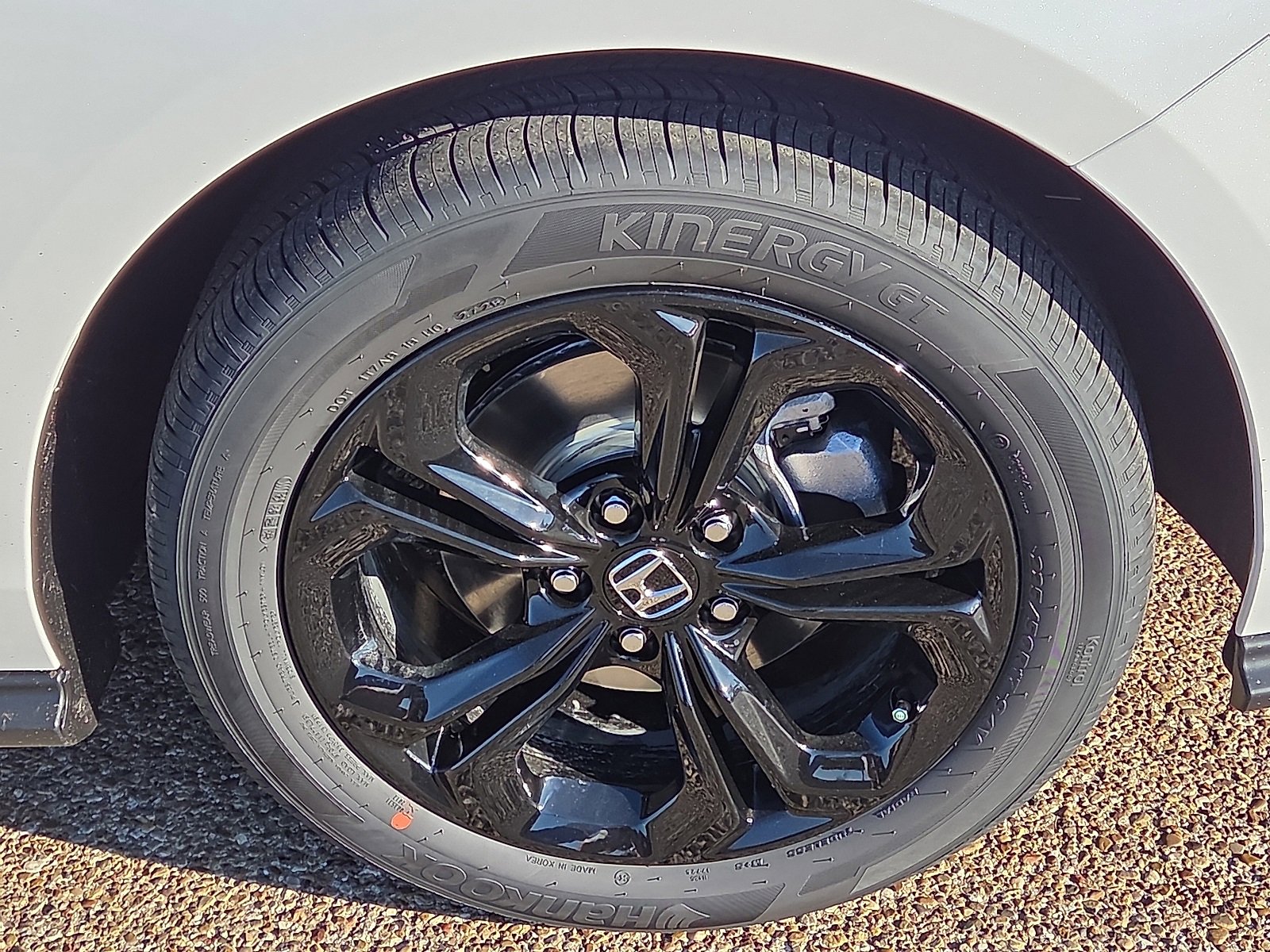 New 2025 Honda Accord SE image 6