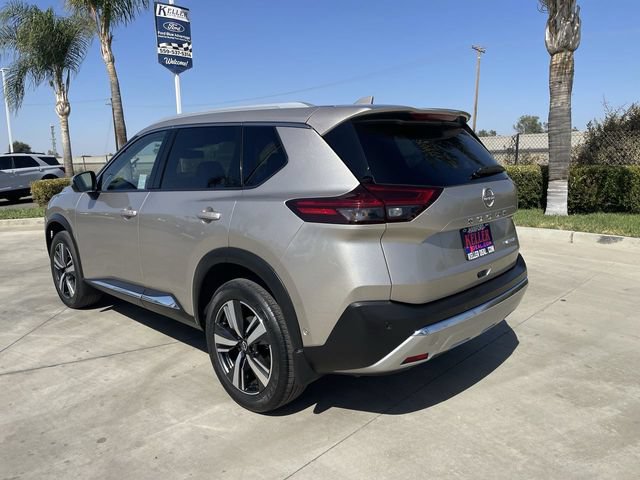 Used 2023 Nissan Rogue Platinum FWD image 6