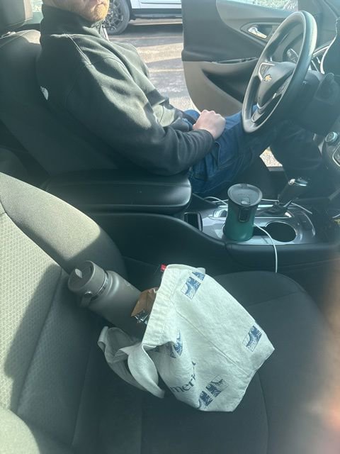 Used 2018 Chevrolet Malibu LT image 9