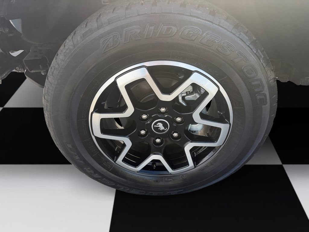 Used 2022 Ford Bronco Wildtrak image 14