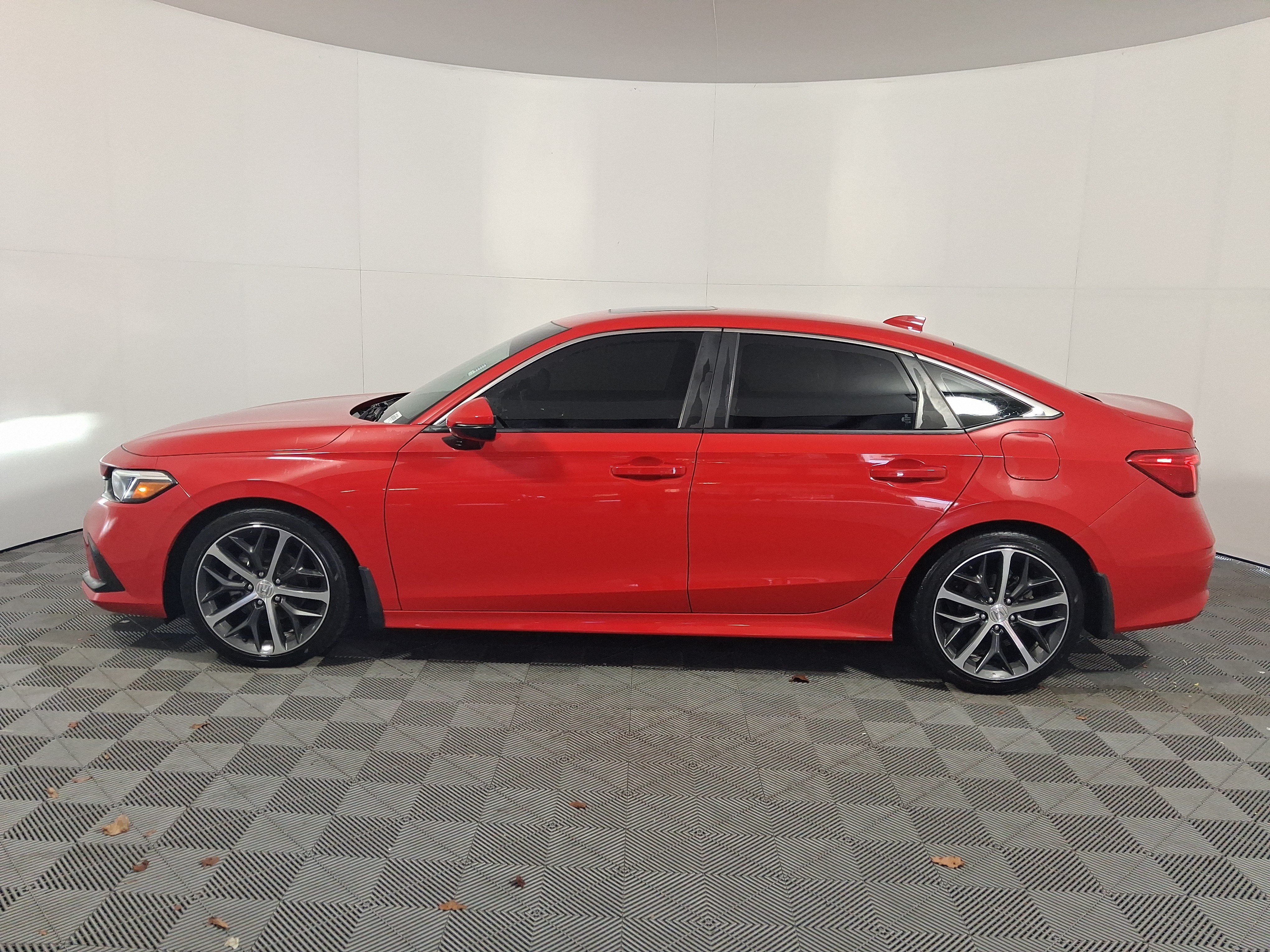 Used 2024 Honda Civic Touring image 7