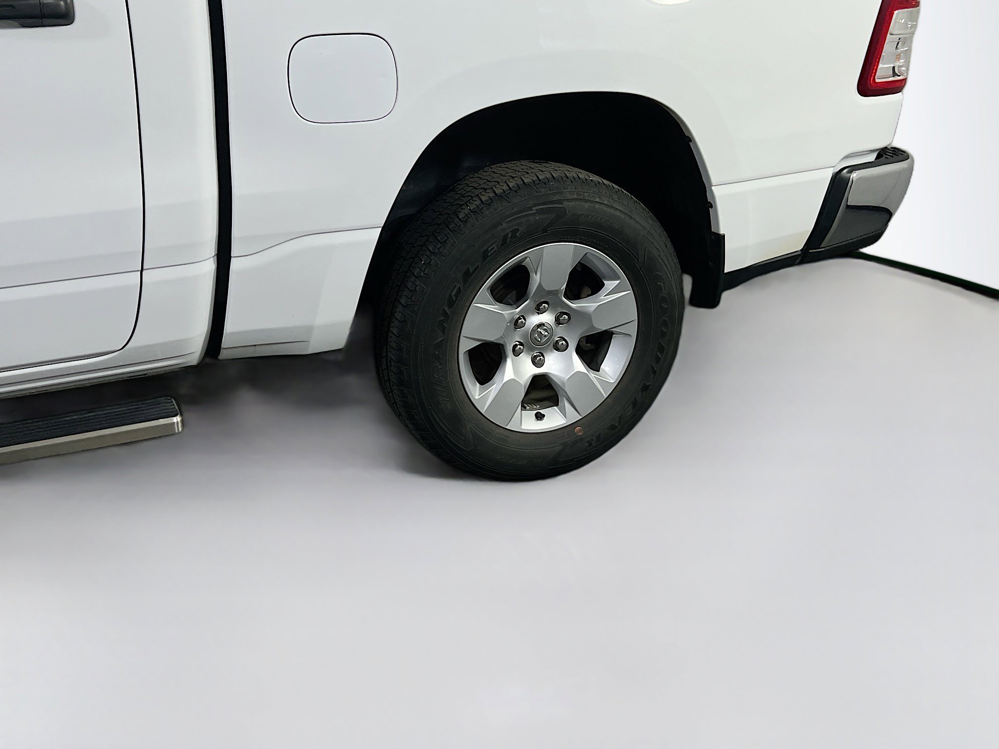 Used 2023 RAM 1500 Big Horn image 29