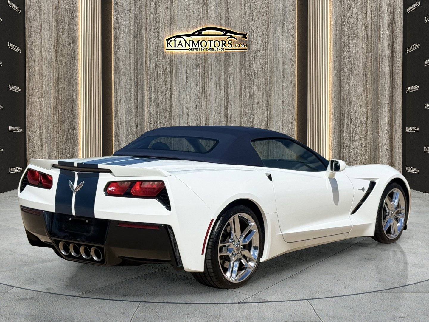 Used 2014 Chevrolet Corvette Stingray Convertible w/ 3LT Preferred Equipment Group image 7
