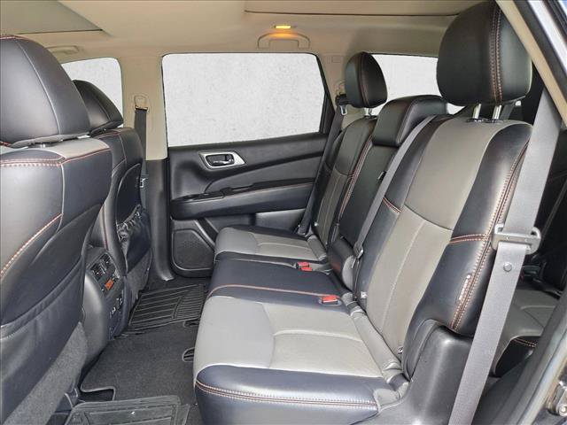 Used 2019 Nissan Pathfinder SL FWD image 19