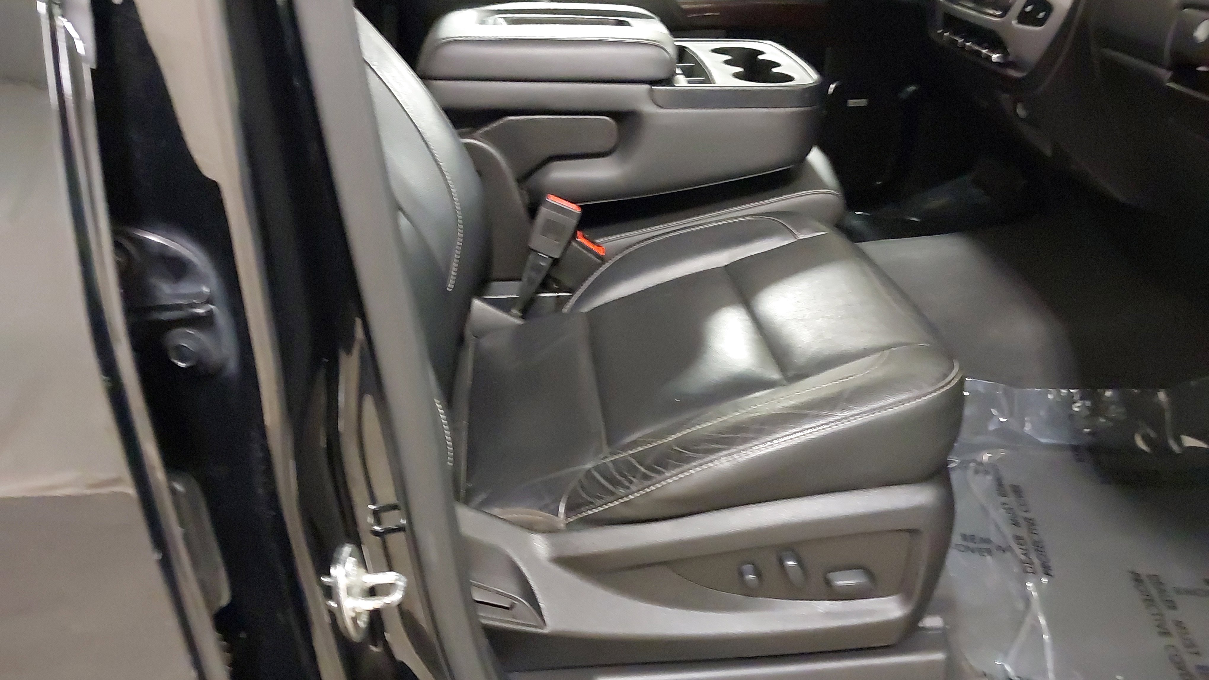 Used 2018 GMC Sierra 1500 SLT w/ SLT Premium Package image 29