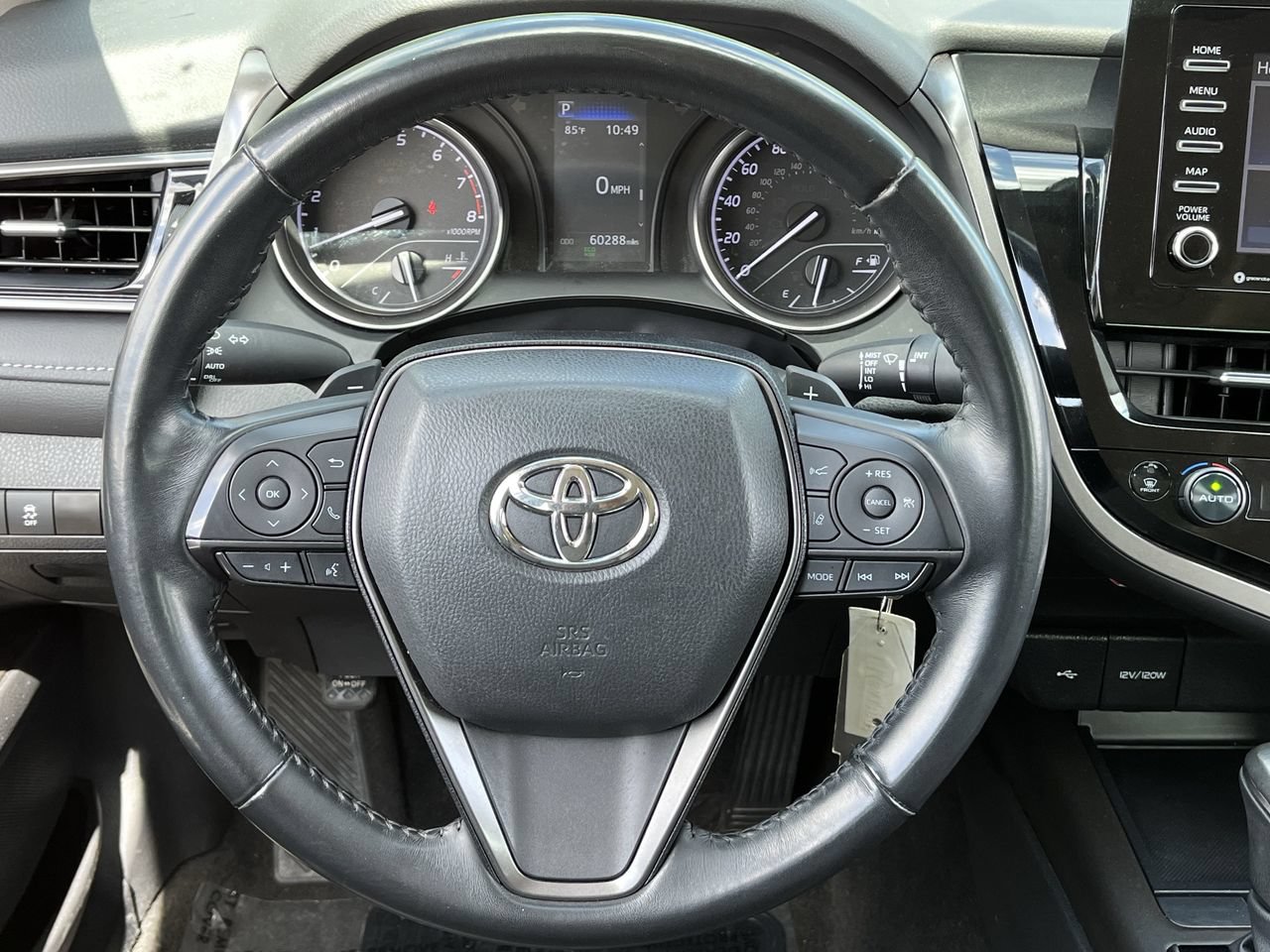 Used 2024 Toyota Camry SE FWD image 11