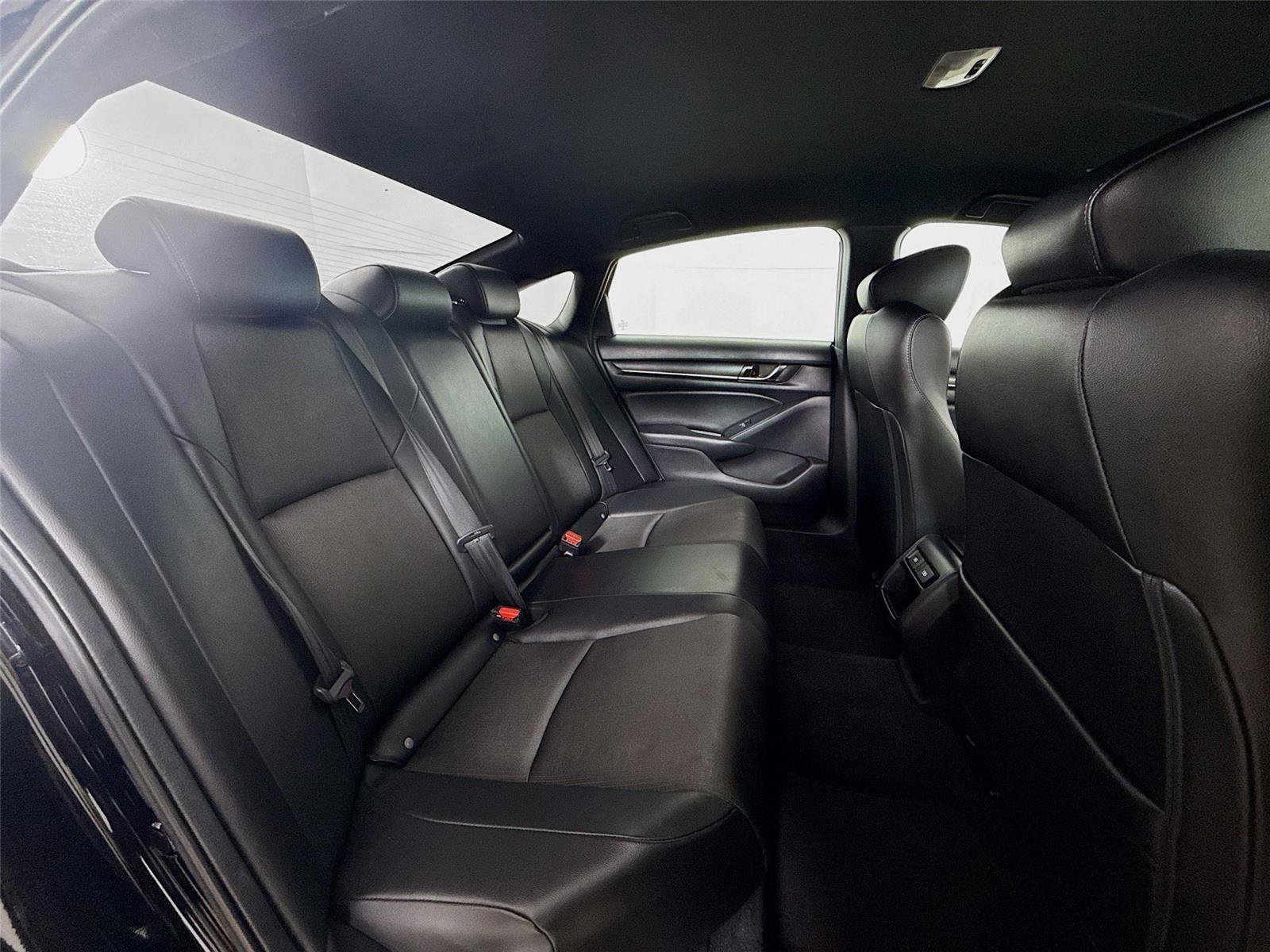 Used 2022 Honda Accord Sport image 24