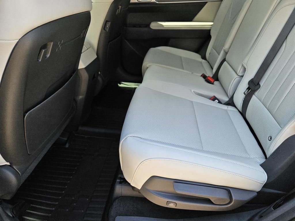 New 2026 Hyundai Santa Fe SEL FWD image 15
