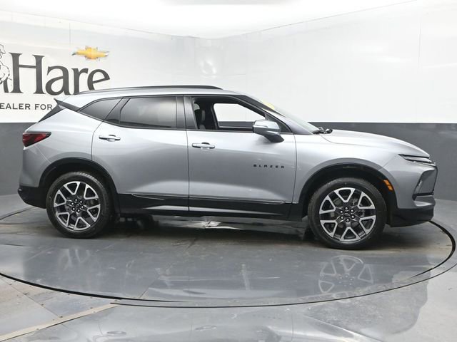 Used 2025 Chevrolet Blazer RS image 1