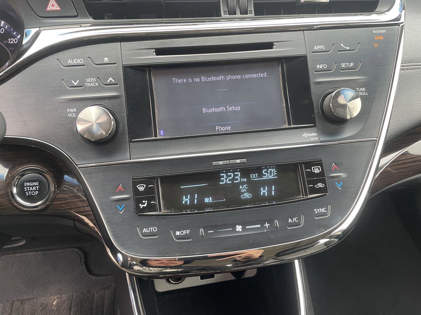 Used 2014 Toyota Avalon XLE Touring image 18