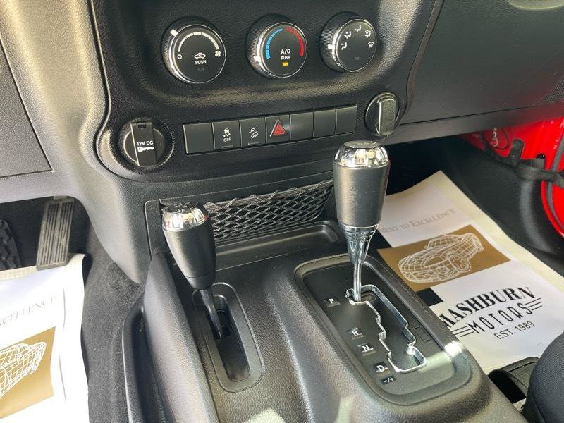 Used 2015 Jeep Wrangler Sport AWD/4WD image 27