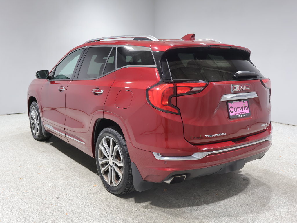 Used 2018 GMC Terrain Denali w/ Advanced Safety Package AWD/4WD image 6