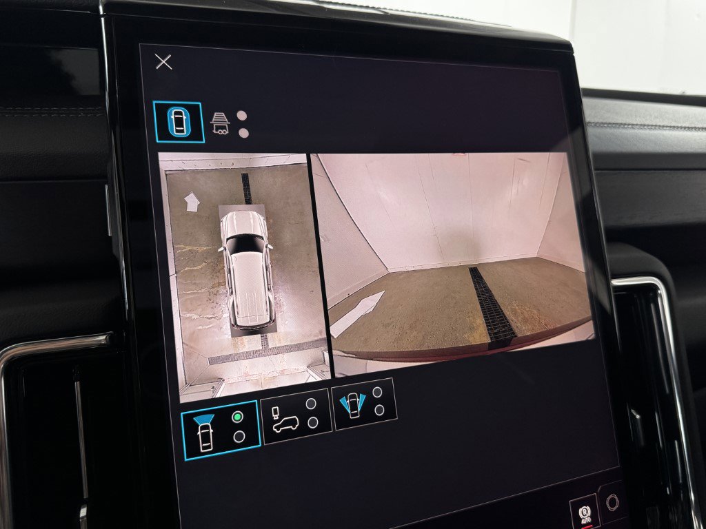 New 2026 GMC Yukon Denali w/ Sun & Power Step Package image 92