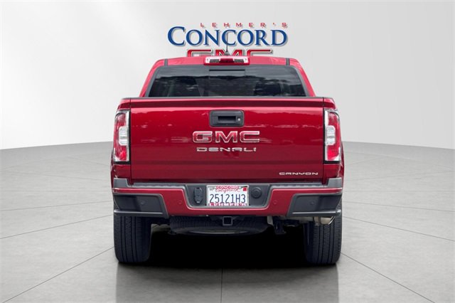 Used 2021 GMC Canyon Denali image 5