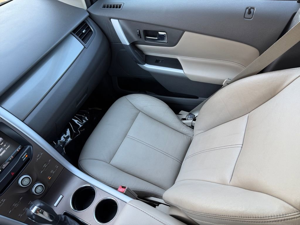 Used 2014 Ford Edge SEL w/ Equipment Group 205A AWD/4WD image 17