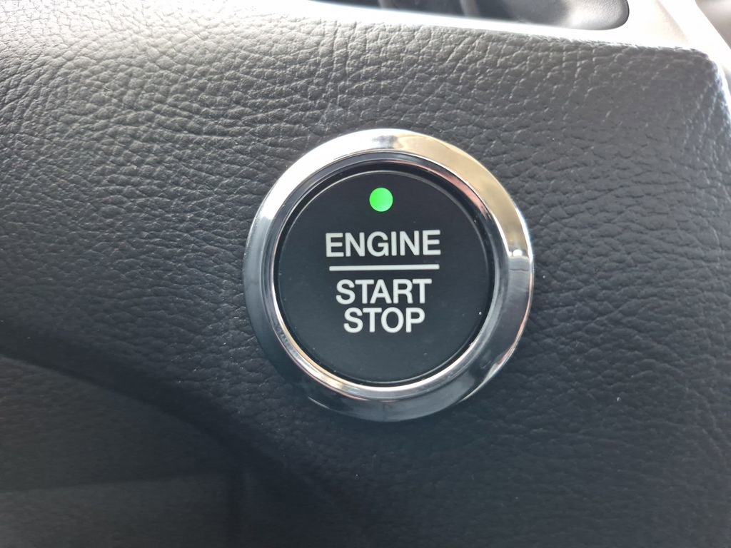 Used 2024 Ford Edge SEL image 29