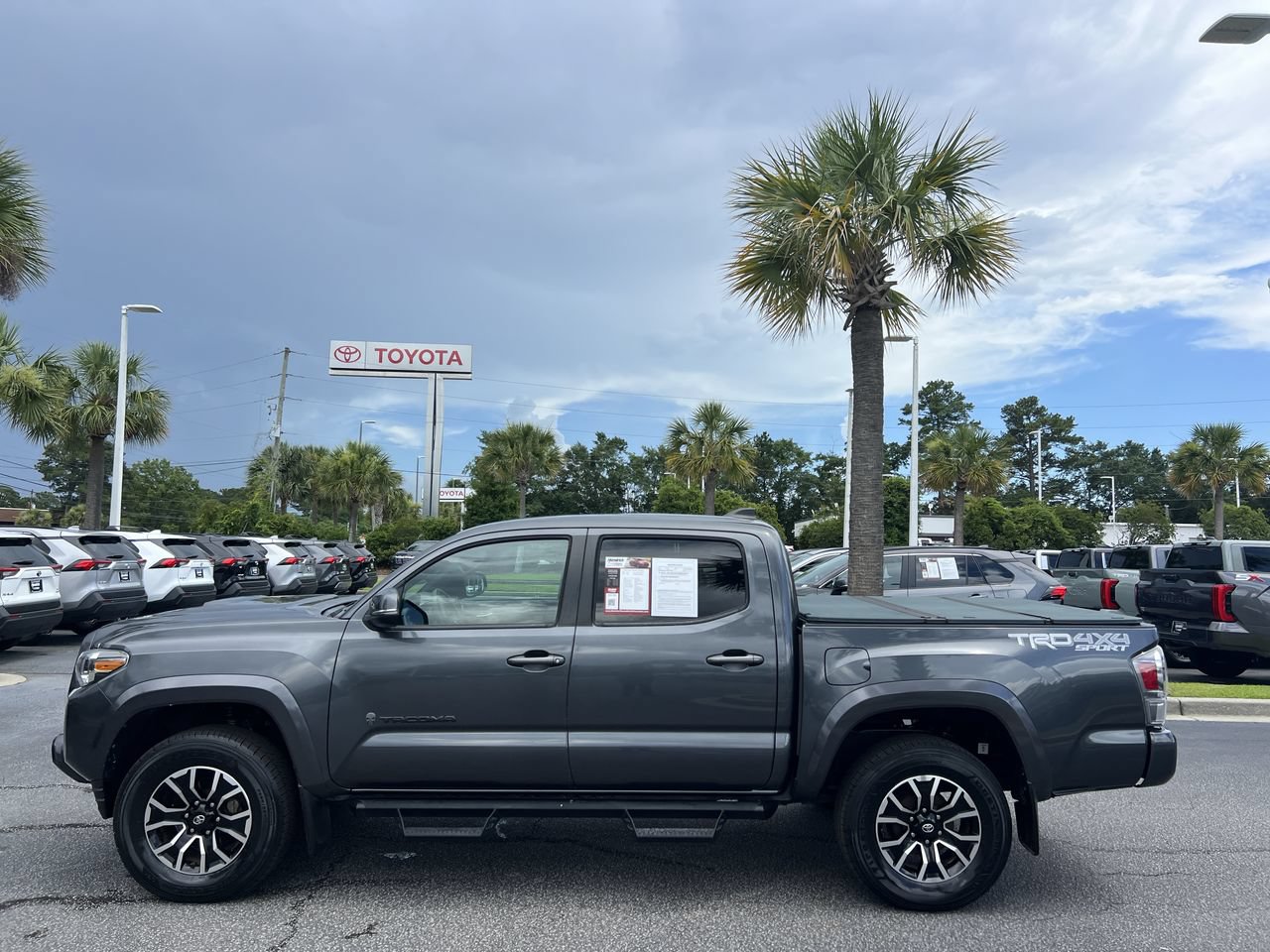 Used 2020 Toyota Tacoma TRD Sport AWD/4WD image 7