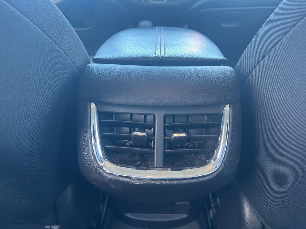 Used 2024 Chevrolet Malibu LT image 25