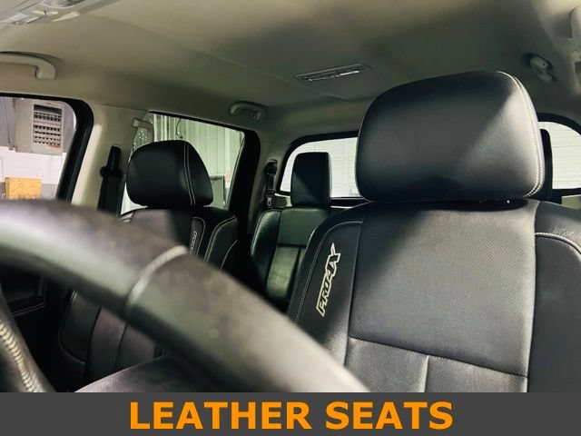Used 2018 Nissan Titan PRO-4X w/ Pro-4x Convenience Package AWD/4WD image 2