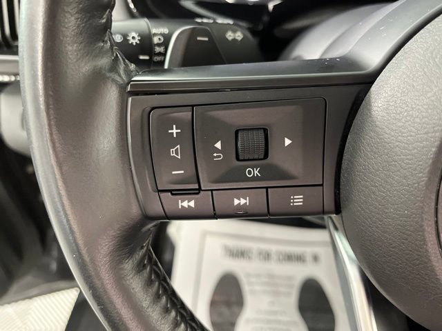 Used 2024 Nissan Pathfinder SV FWD image 24