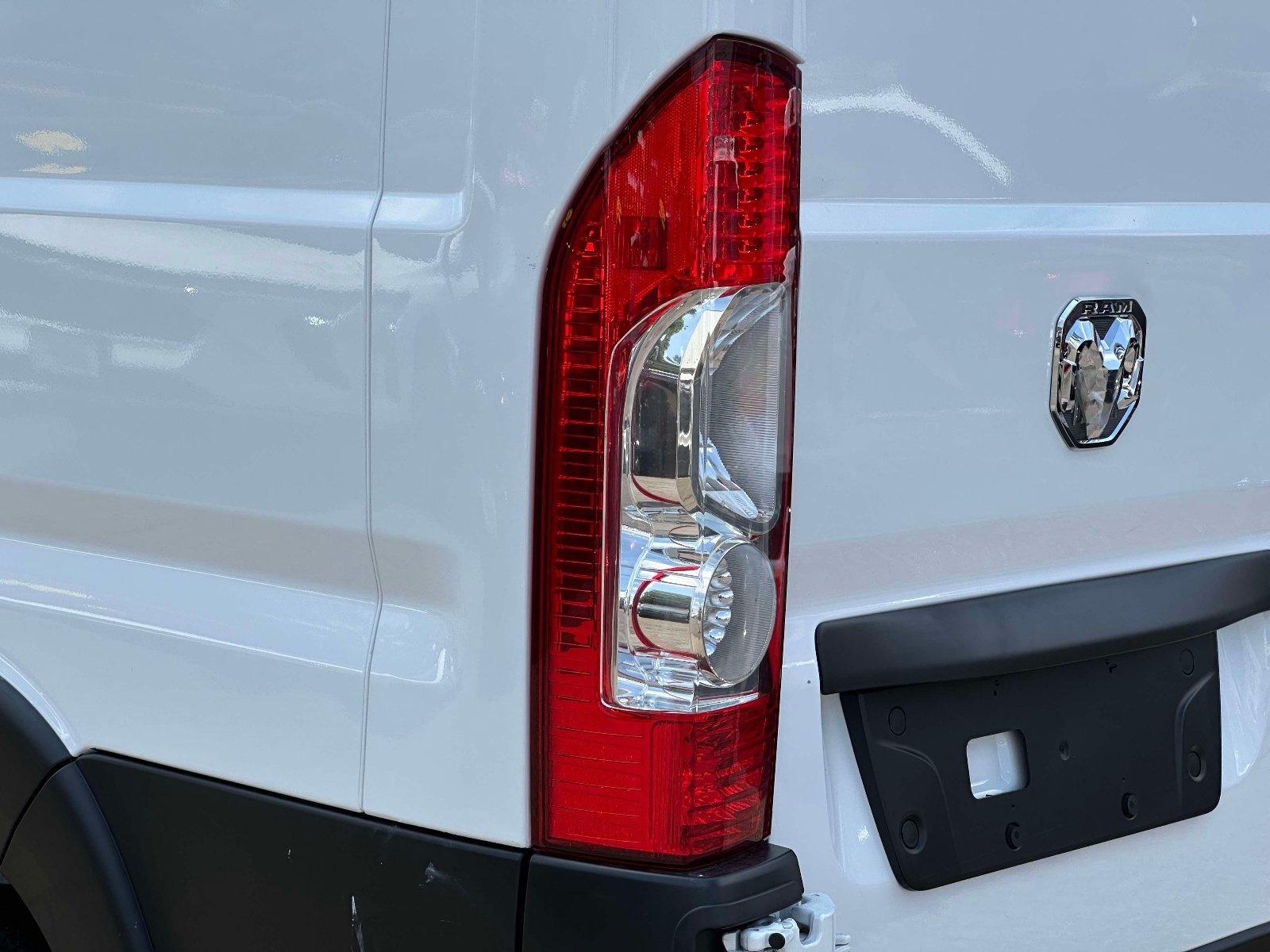 Used 2026 RAM ProMaster 2500 w/ Convenience Group FWD image 9