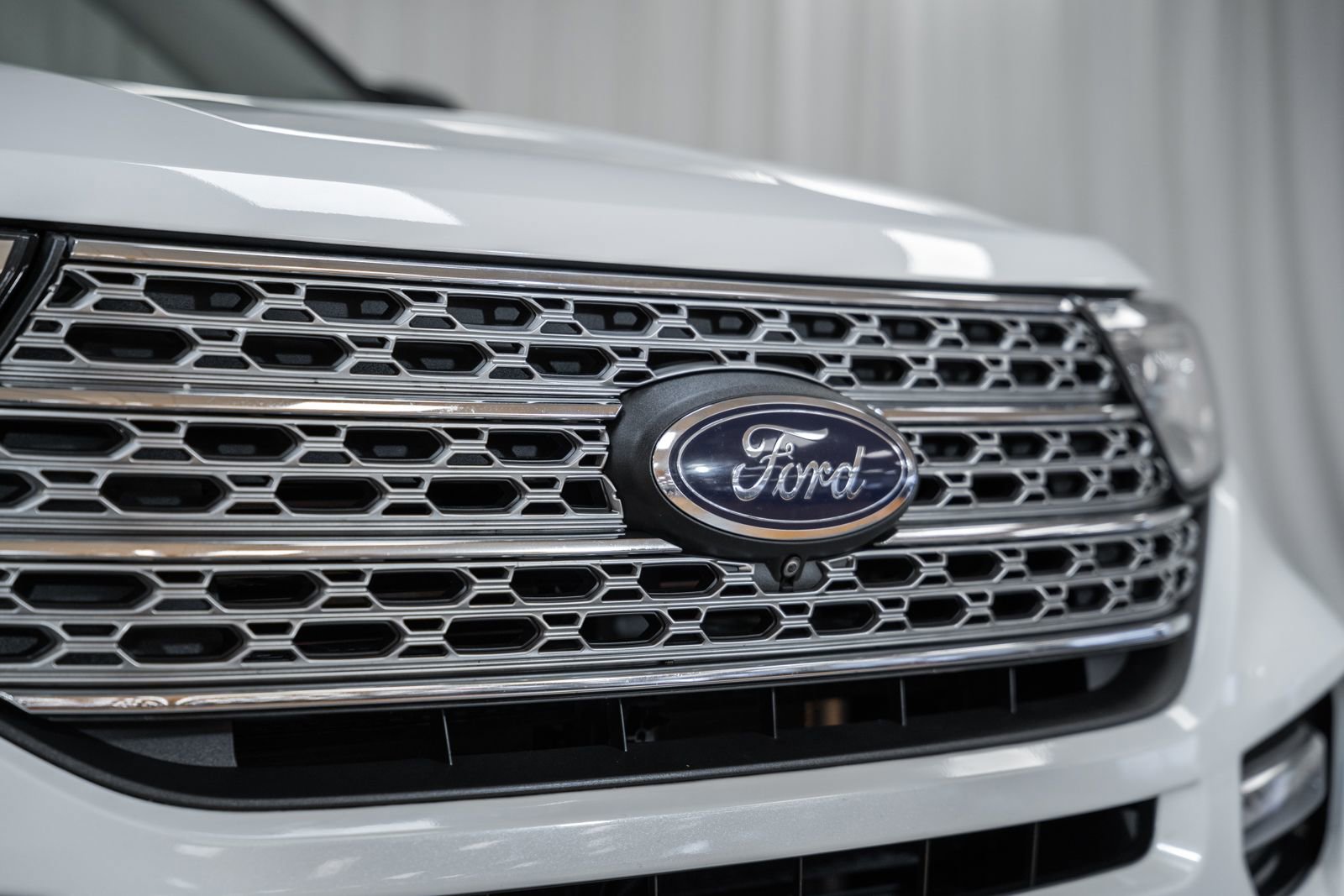 Certified 2020 Ford Explorer Limited image 7