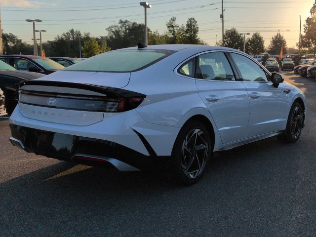 New 2026 Hyundai Sonata SEL FWD image 5
