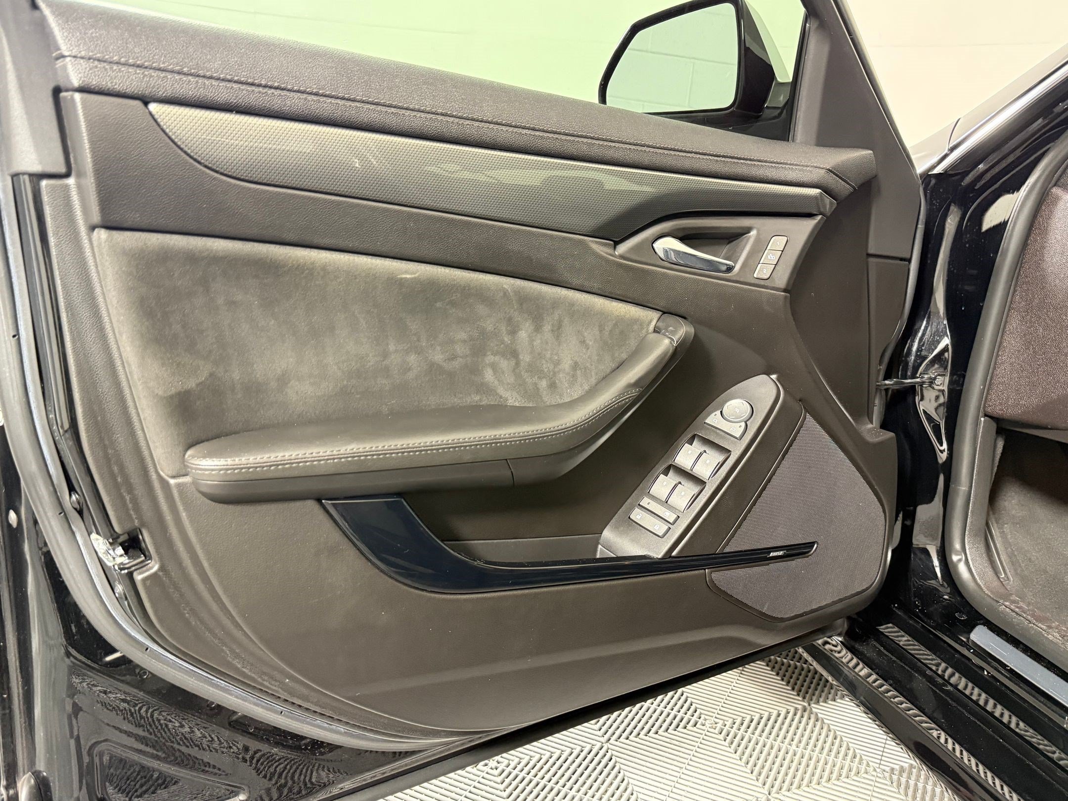 Used 2009 Cadillac CTS V RWD image 14