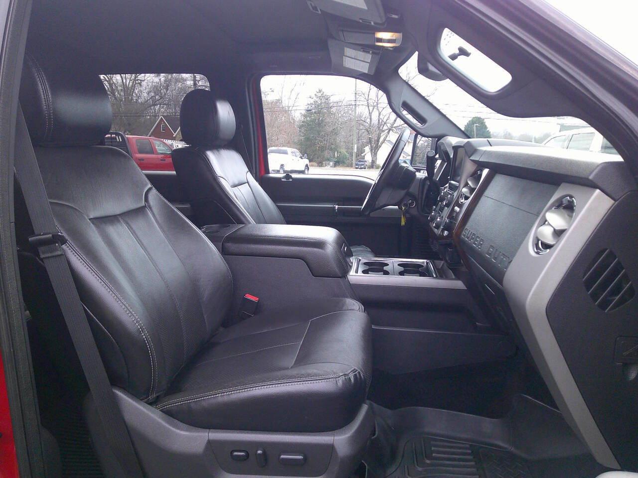 Used 2015 Ford F250 Lariat w/ Lariat Ultimate Package image 19