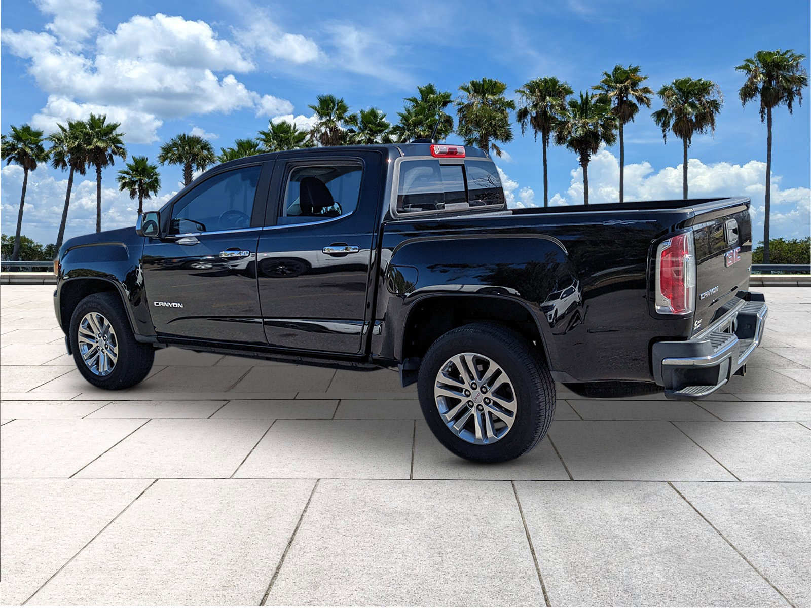 Used 2016 GMC Canyon SLT w/ Driver Alert Package image 6