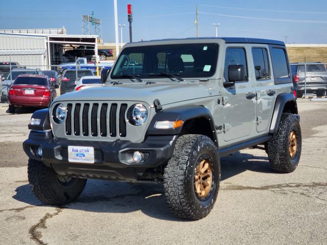Used 2022 Jeep Wrangler Unlimited Sport image 3