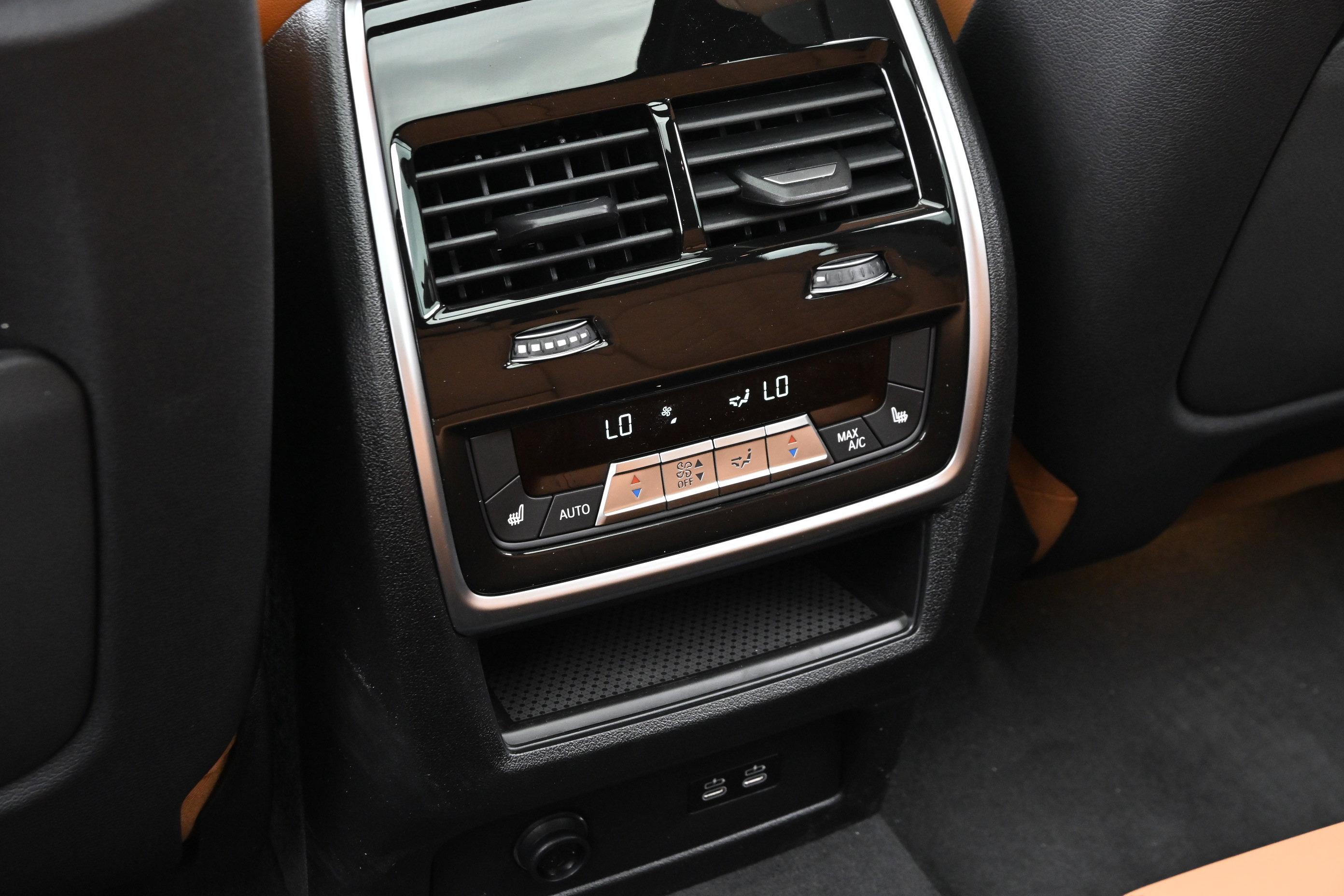 New 2026 BMW X5 xDrive50e w/ Executive Package AWD/4WD image 29