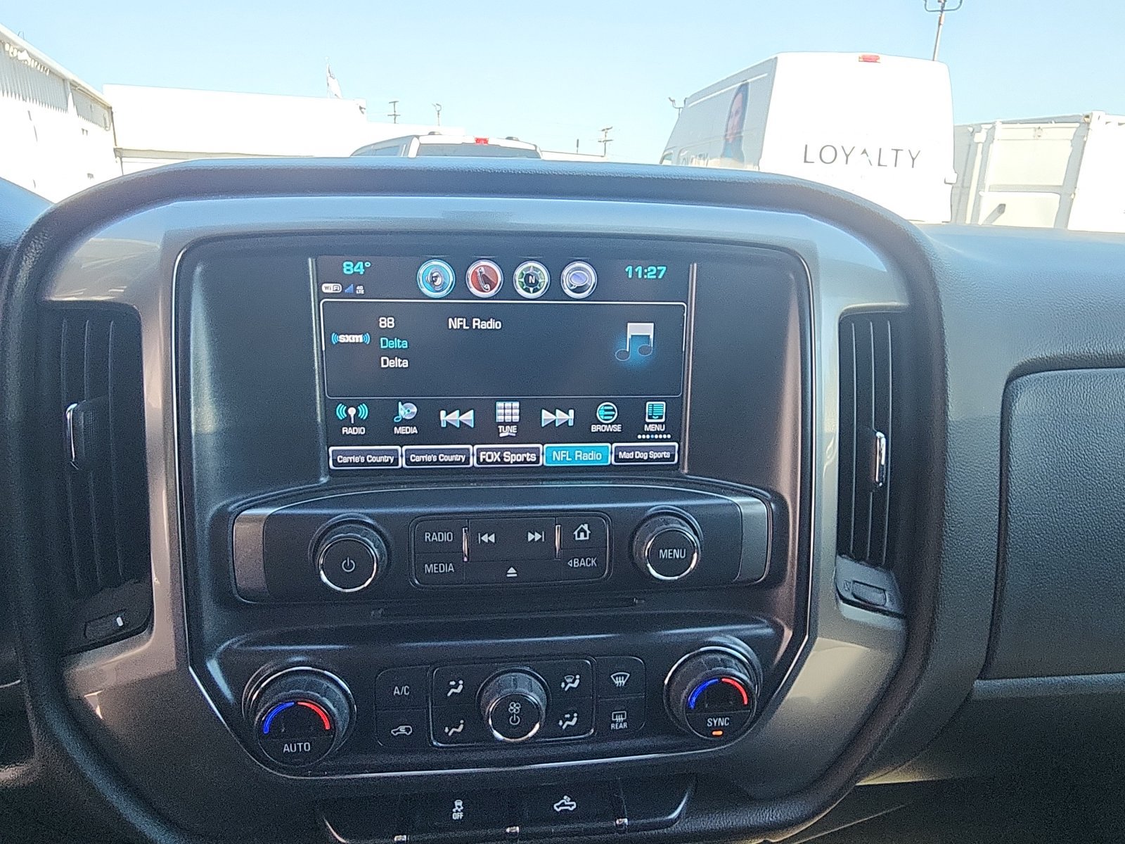 Used 2018 Chevrolet Silverado 1500 LT w/ All Star Edition AWD/4WD image 14