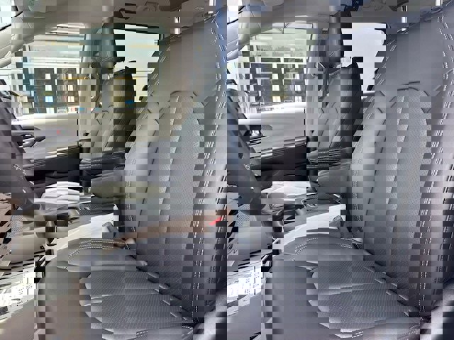 New 2023 Chrysler Pacifica Touring-L image 13