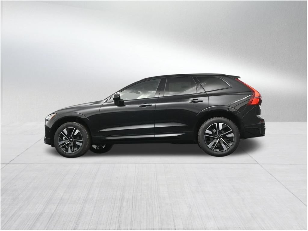 New 2026 Volvo XC60 B5 Plus AWD/4WD image 22